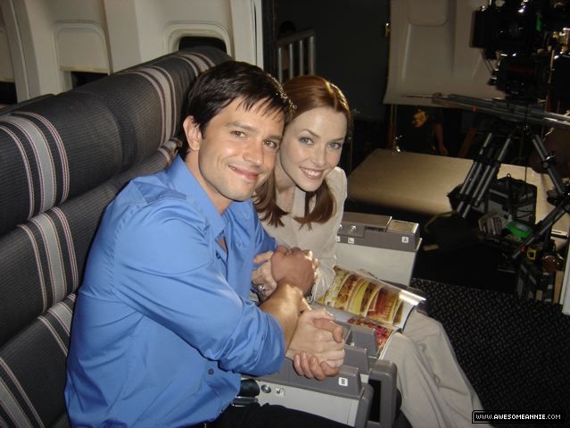 Annie Wersching with Jason Behr on Company Man set 04