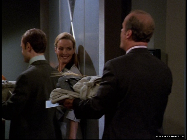 Annie Wersching in Frasier