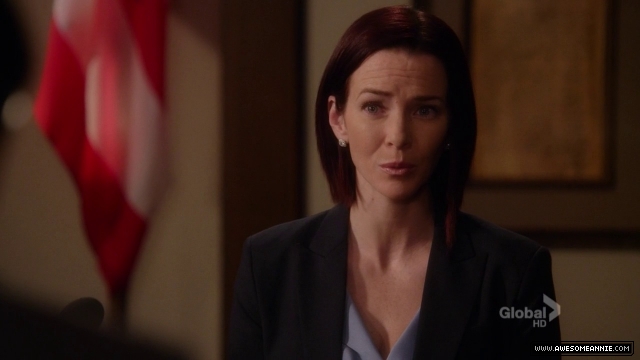 Annie Wersching in Harry's Law