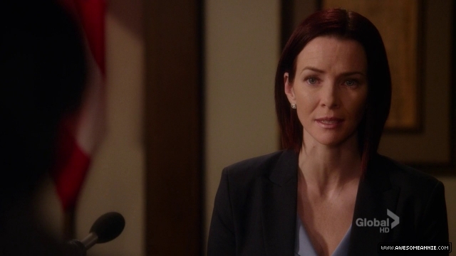 Annie Wersching in Harry's Law