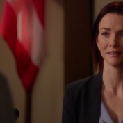 Annie Wersching in Harry's Law