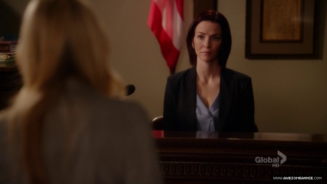 Annie Wersching in Harry's Law