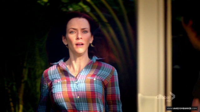 Annie Wersching in Hawaii Five-0