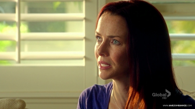 Annie Wersching in Hawaii Five-0