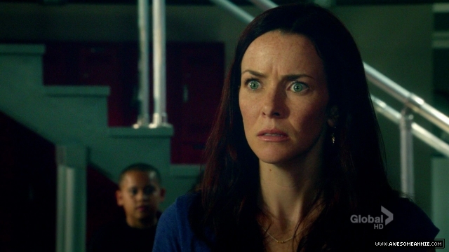 Annie Wersching in Hawaii Five-0