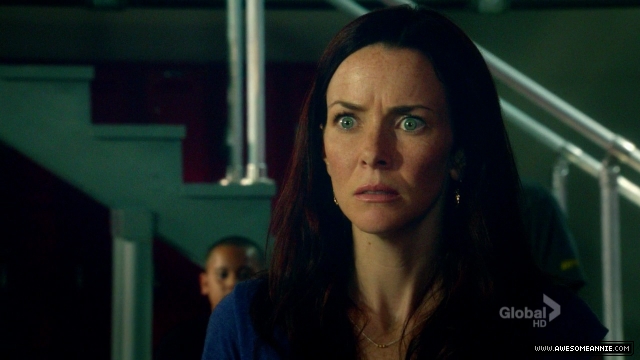 Annie Wersching in Hawaii Five-0