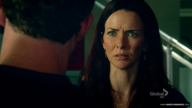 Annie Wersching in Hawaii Five-0