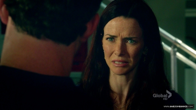 Annie Wersching in Hawaii Five-0