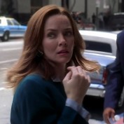 Annie Wersching as Diana Bloom in Journeyman