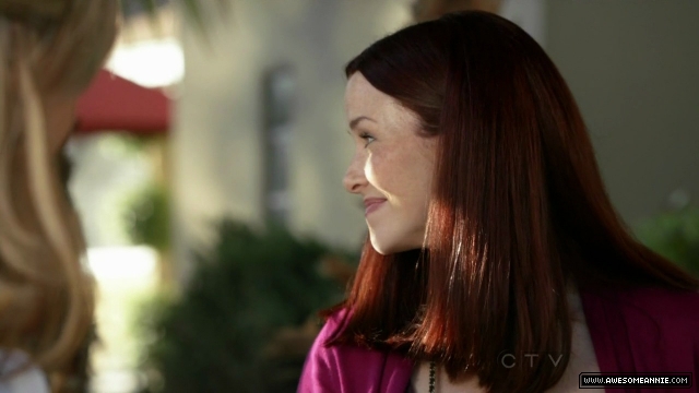 Annie Wersching in No Ordinary Family