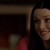 Annie Wersching in No Ordinary Family