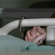 Annie Wersching in No Ordinary Family