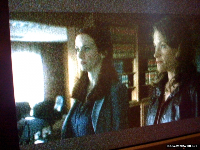 Annie Wersching and Scottie Thompson off-screen shot