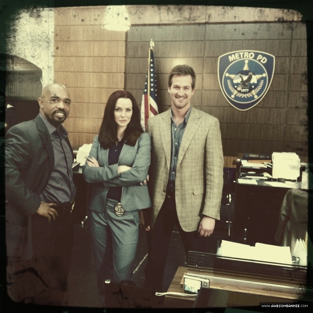 Annie Wersching with Michael Beach and Kenneth Mitchell on Partners set