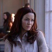 annie-wersching-revolution-promopic1