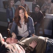 annie-wersching-revolution-promopic3