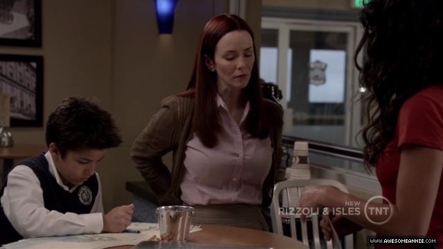 Annie Wersching in Rizzoli and Isles