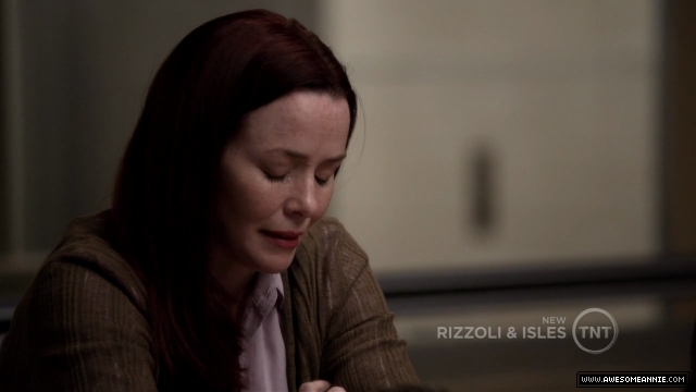 Annie Wersching in Rizzoli and Isles