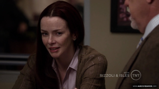 Annie Wersching in Rizzoli and Isles