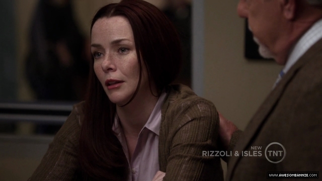 Annie Wersching in Rizzoli and Isles