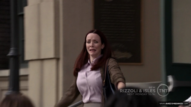 Annie Wersching in Rizzoli and Isles