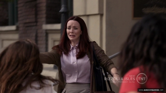 Annie Wersching in Rizzoli and Isles