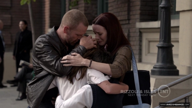 Annie Wersching in Rizzoli and Isles