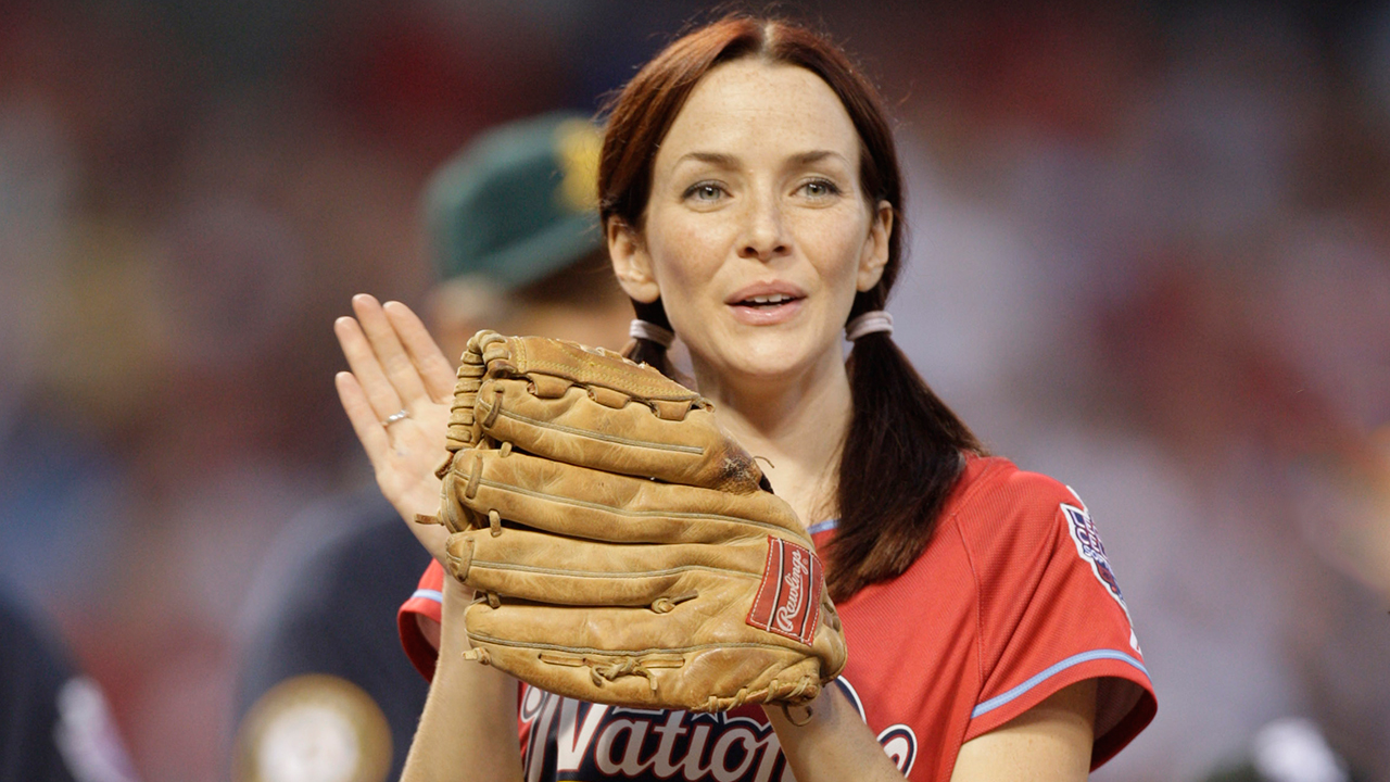 Annie Wersching Celebrity Softball 2009