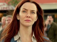 Annie Wersching in Revolution Episode 15 "Home"