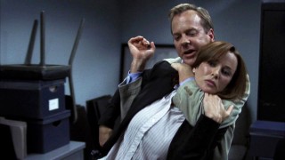 Jack Bauer chokes Renee Walker at FBI - 24 Season 7 Episode 3