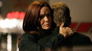 Renee Walker Hugs Jack Bauer - 24 Season 7 Episode 22