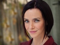 Annie Wersching Headshot 2012 - 02